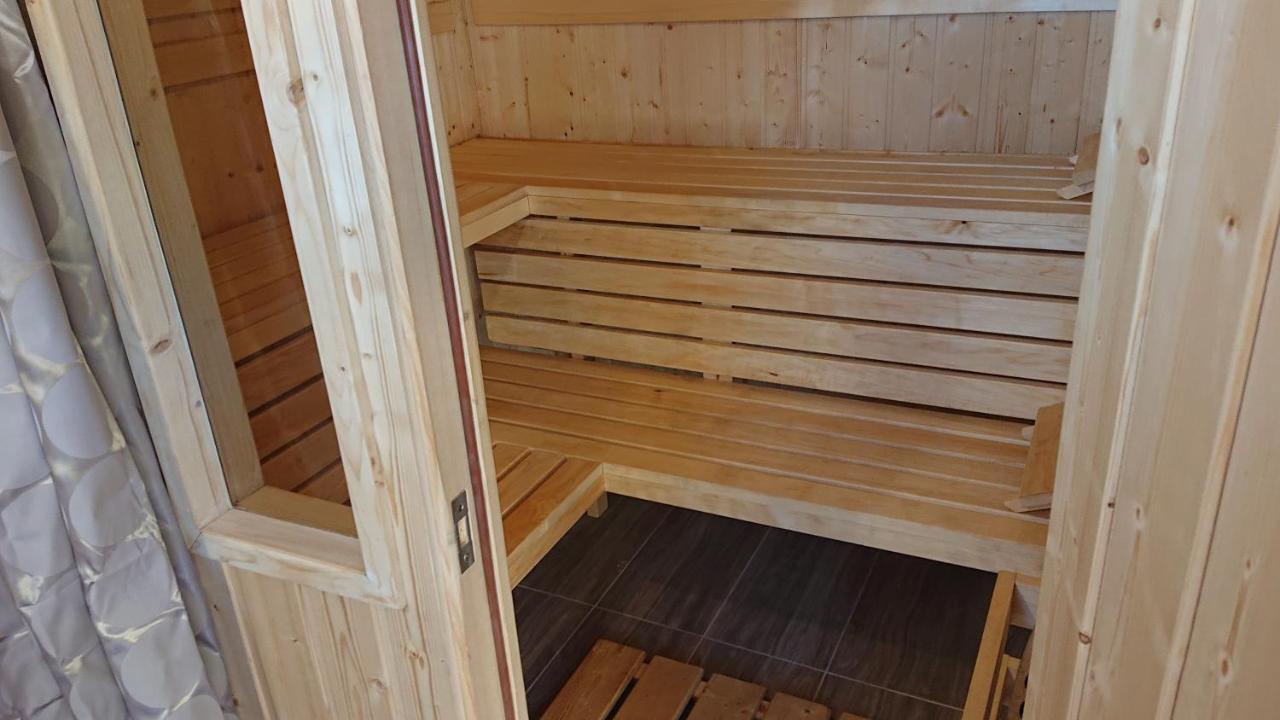 Letnia Willa Jacuzzi & Sauna ดาร์โวโว ภายนอก รูปภาพ